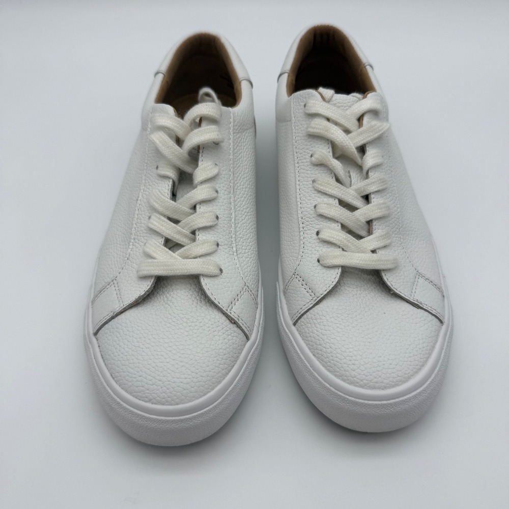 Lucky Brand Divahna Women's 9M White Pebbled Leather Low Top Sneakers EUC
